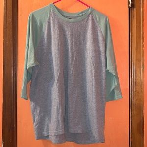 *3 for $25* AMERICAN RAG GRAY N GREEN JERSEY TYPE SHIRT SIZE XL